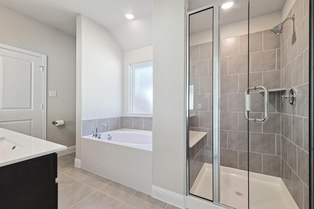 405 Portina Drive Property Photo 26