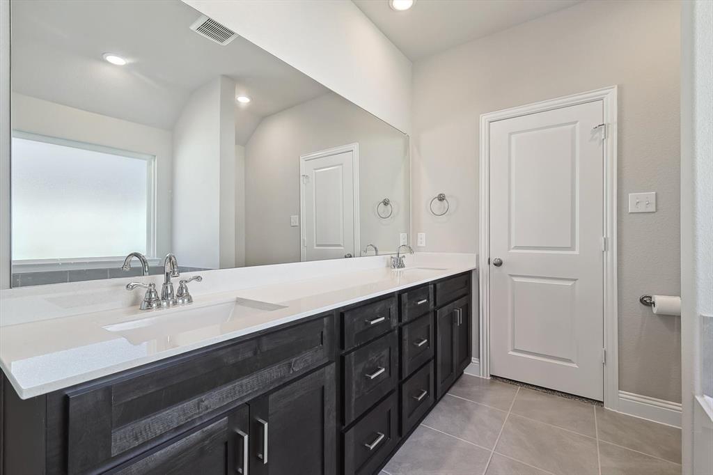 405 Portina Drive Property Photo 27