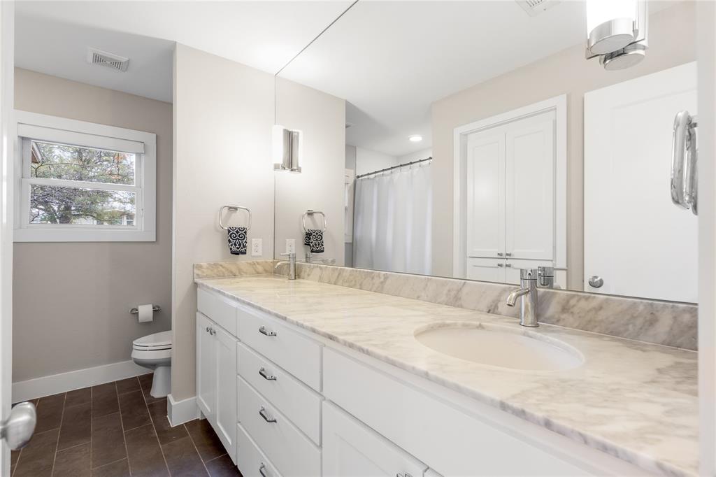 7122 Blairview Drive Property Photo 22