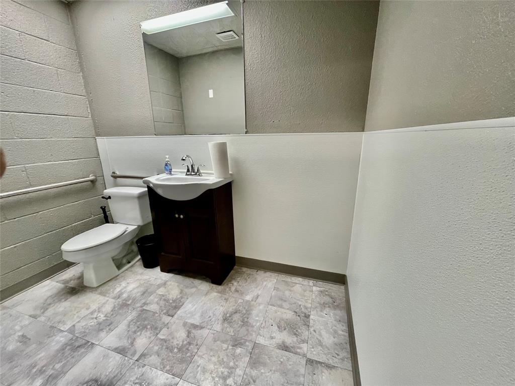610 E Byron Nelson Boulevard Property Photo 4