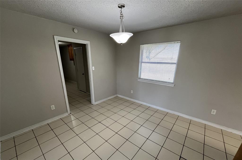 9267 County Road 865 Property Photo 4