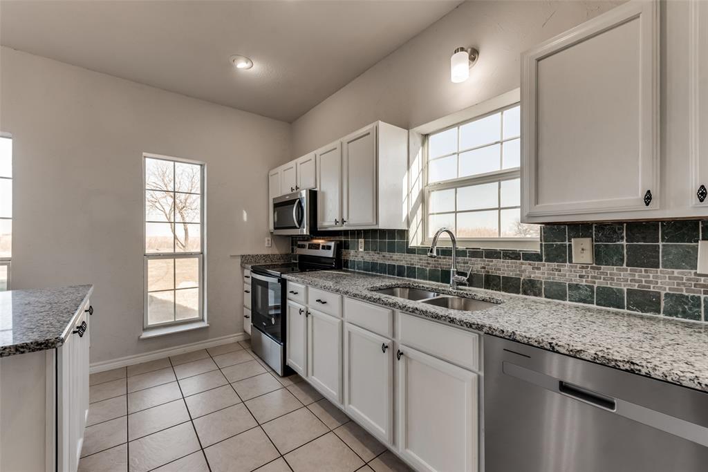 1015 Stevens Road Property Photo 8