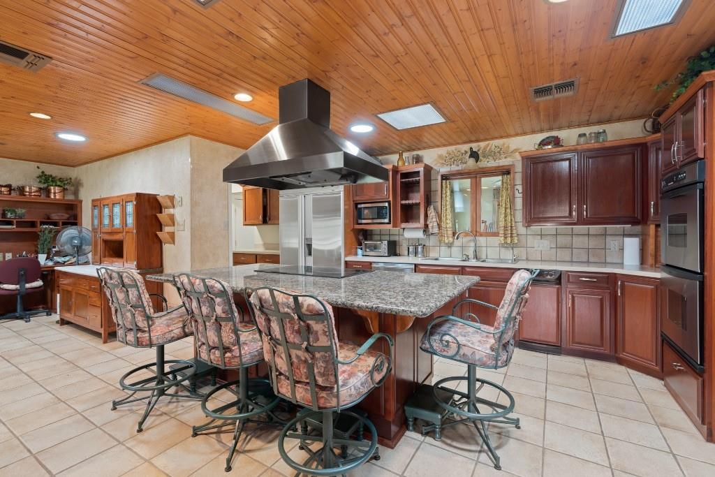 820 Mason Property Photo 17