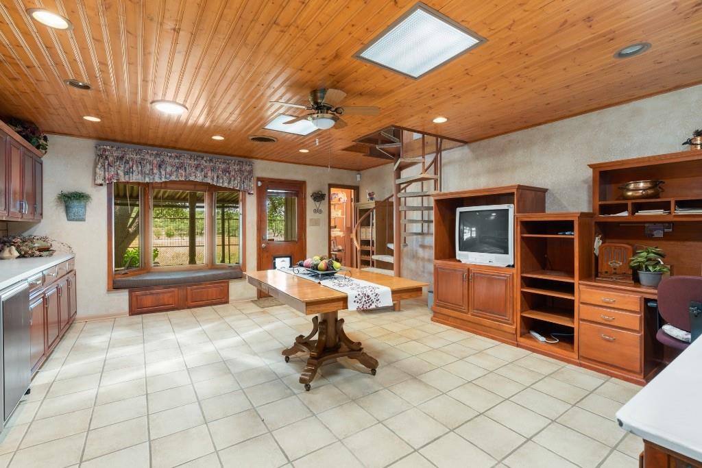 820 Mason Property Photo 25