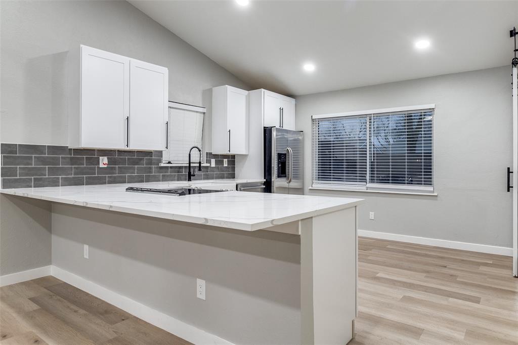 1308 Timbercreek Court Property Photo 11