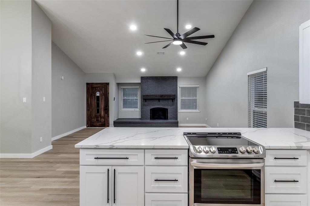 1308 Timbercreek Court Property Photo 17