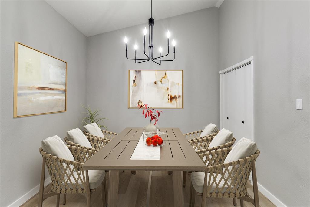 1308 Timbercreek Court Property Photo 18