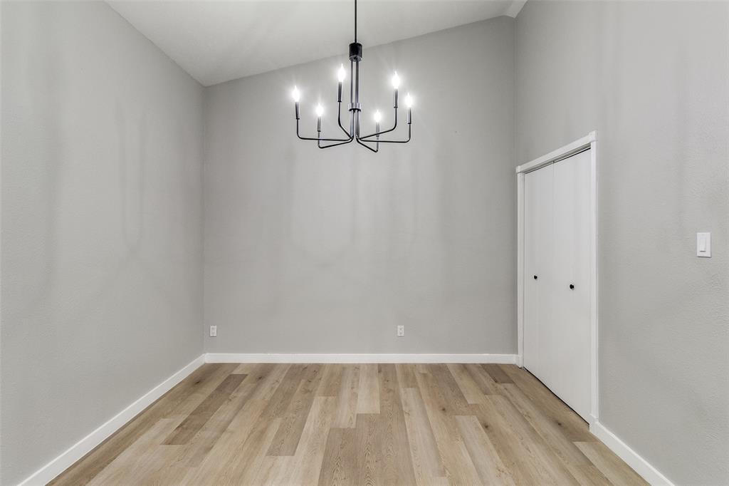 1308 Timbercreek Court Property Photo 19