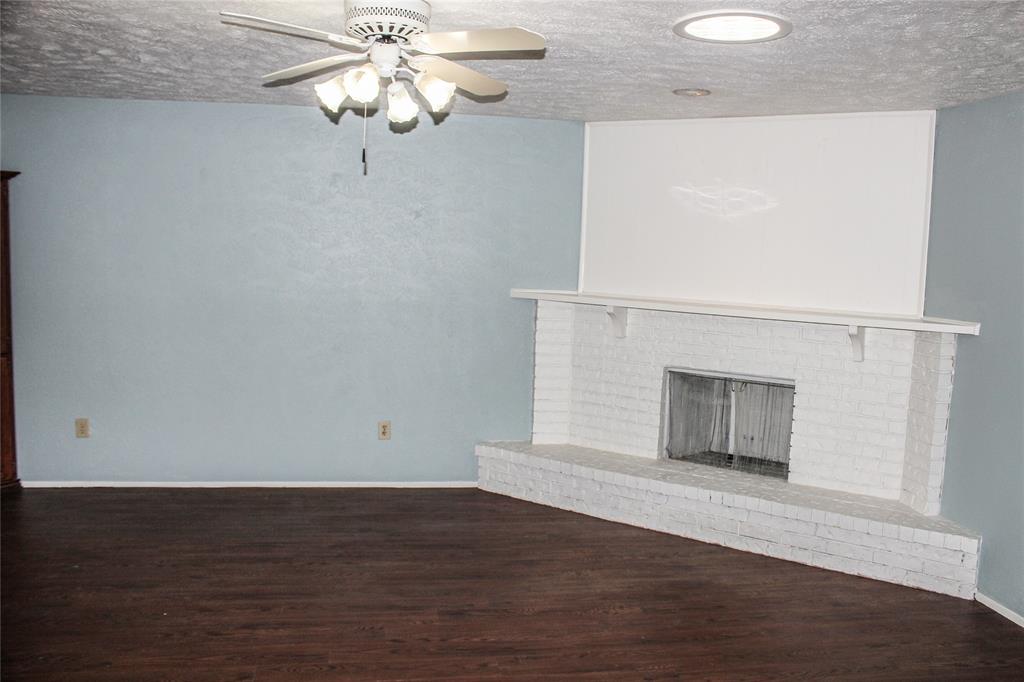 6605 Sunset Road Property Photo 4