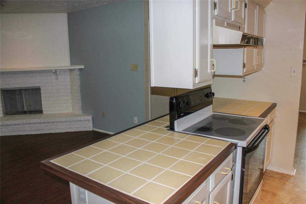 6605 Sunset Road Property Photo 7