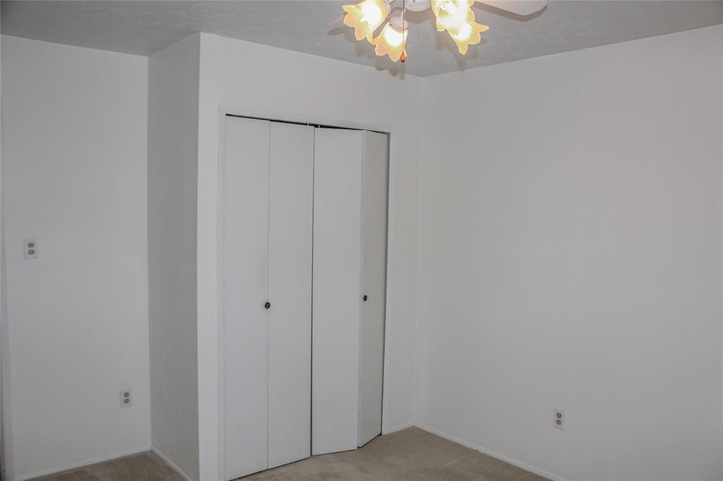 6605 Sunset Road Property Photo 10