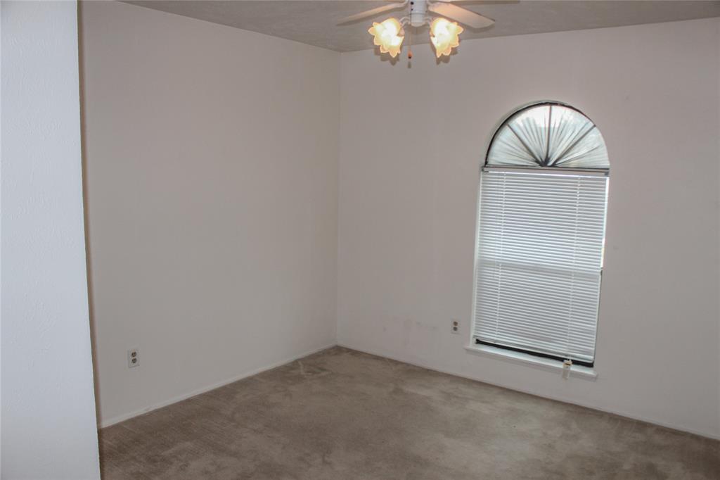 6605 Sunset Road Property Photo 11