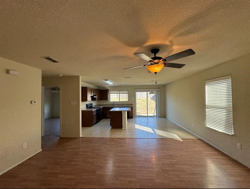 1415 Swan Ridge Drive Property Photo 4