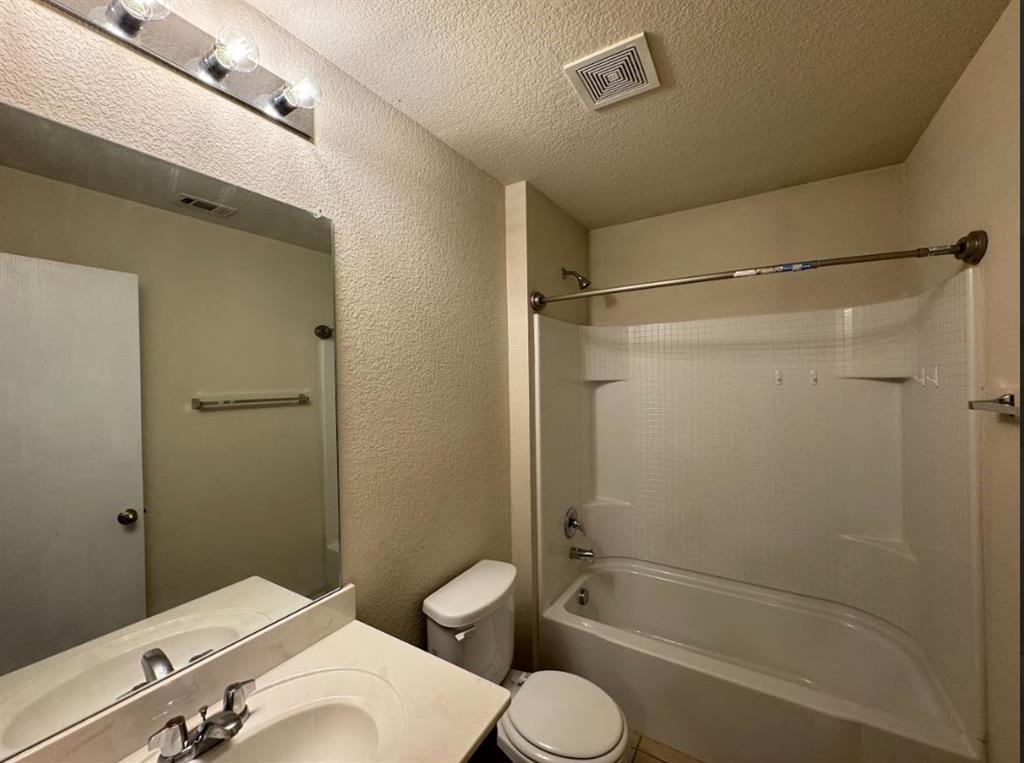 1415 Swan Ridge Drive Property Photo 11