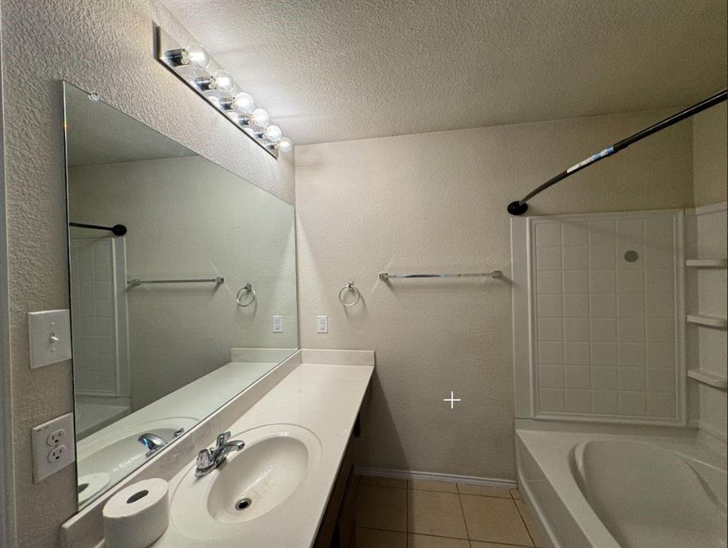 1415 Swan Ridge Drive Property Photo 14