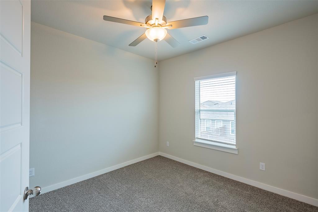 632 Wheatfield Drive Property Photo 20
