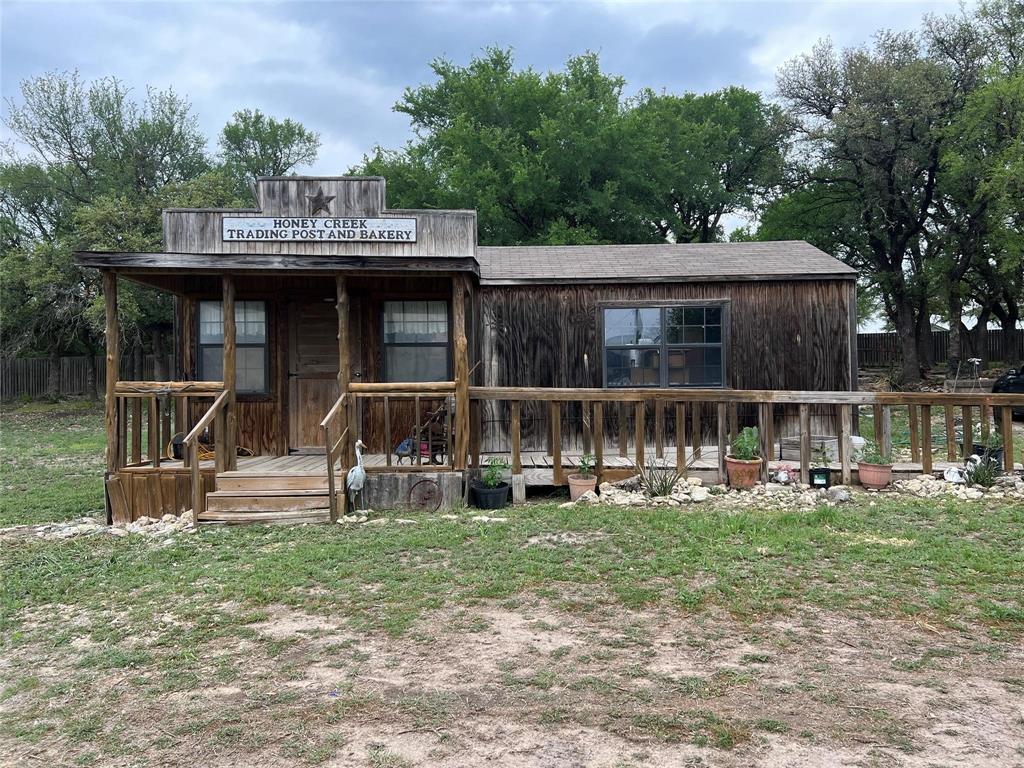 302 County Road 134 Property Photo 5