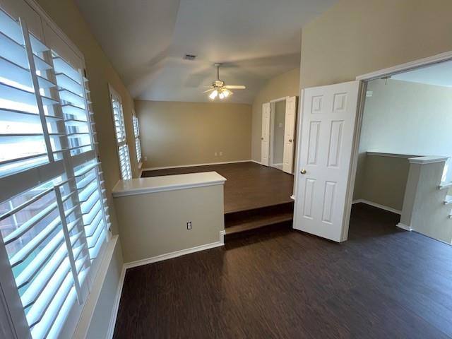 1007 Larkspur Drive Property Photo 5