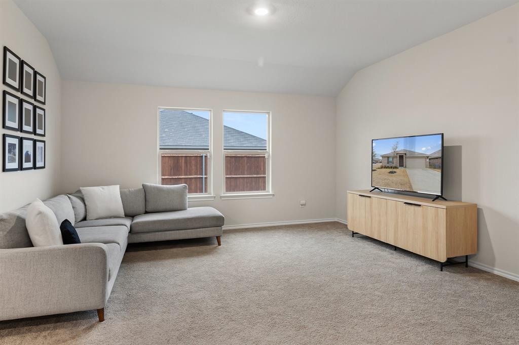 620 Radley Drive Property Photo 8