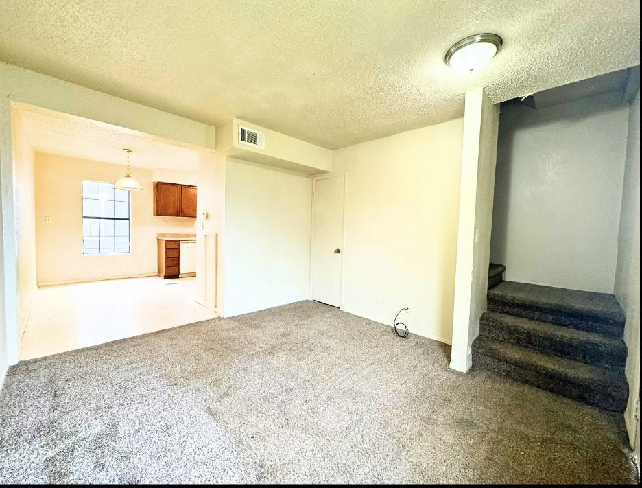 208 N Church Street Property Photo 7