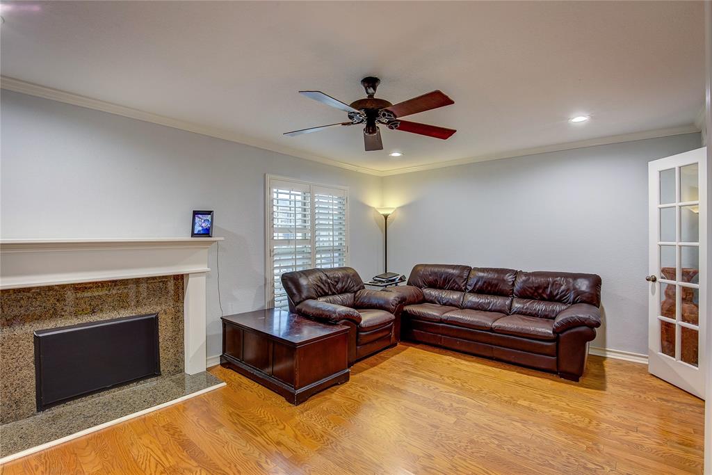 9416 Timberleaf Drive Property Photo 7