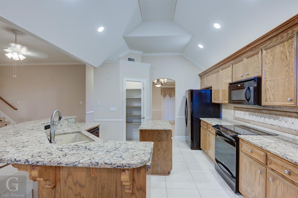 2116 Landau Lane Property Photo 2