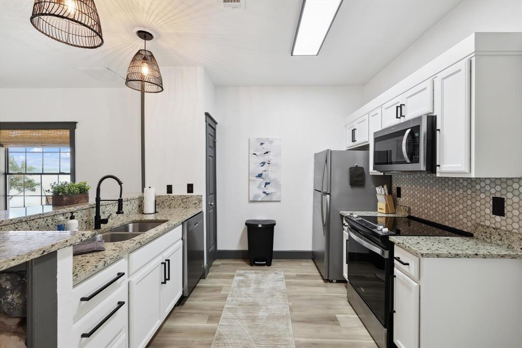 1782 Fm 2951 Property Photo 4