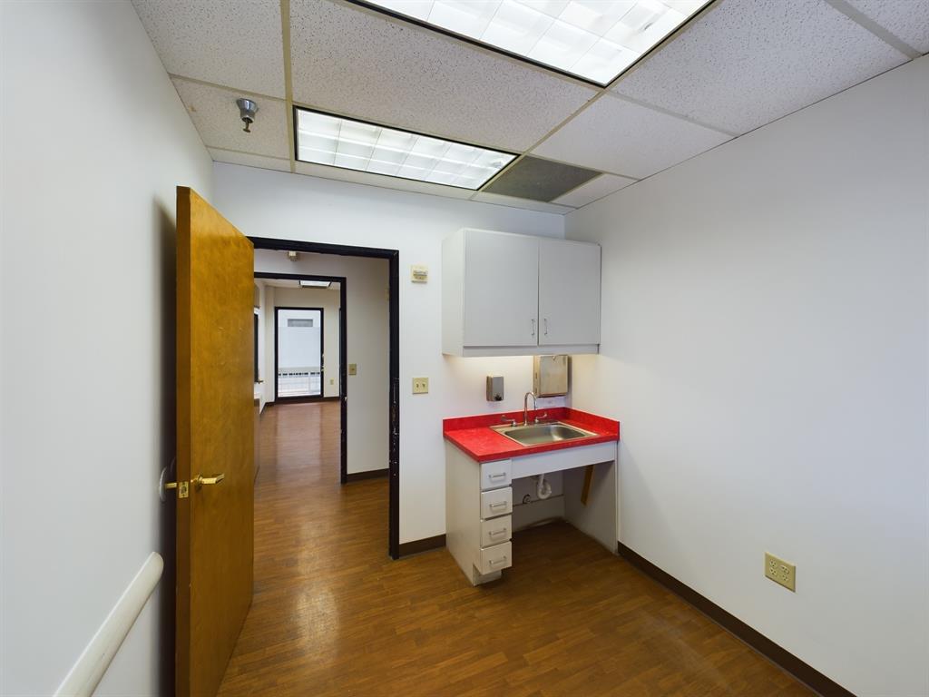 1701 N Collins Boulevard Property Photo 10