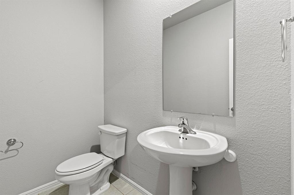 6037 Pensby Drive Property Photo 7
