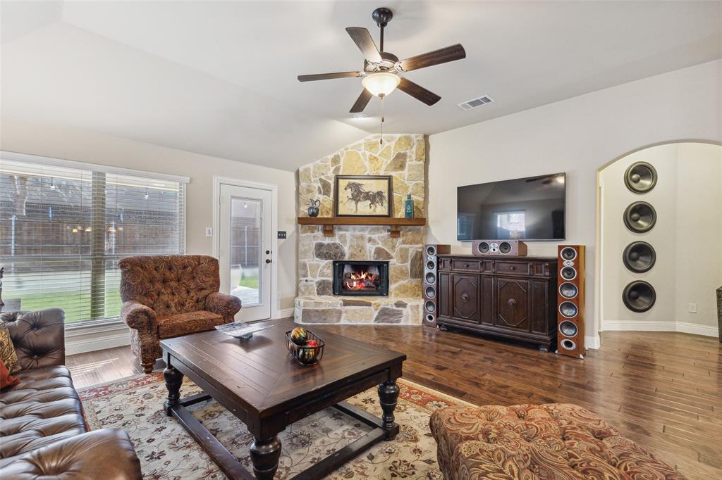 10205 Raspberry Road Property Photo 11