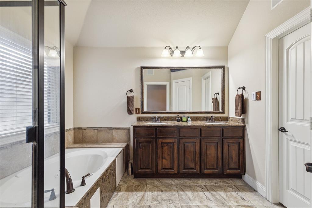10205 Raspberry Road Property Photo 16