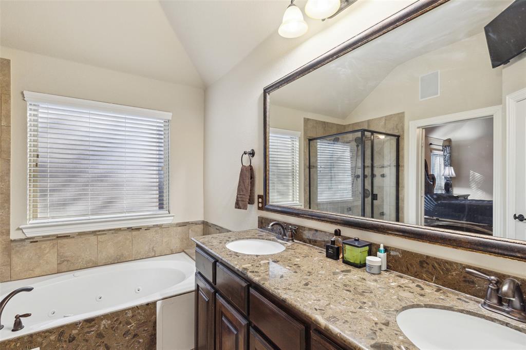 10205 Raspberry Road Property Photo 18