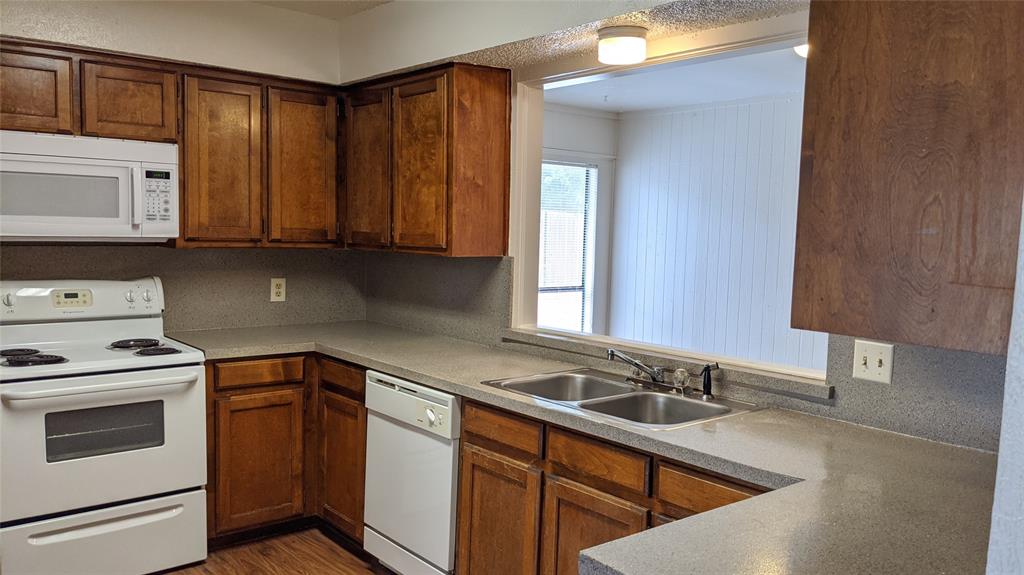 7416 Davis Boulevard Property Photo 7