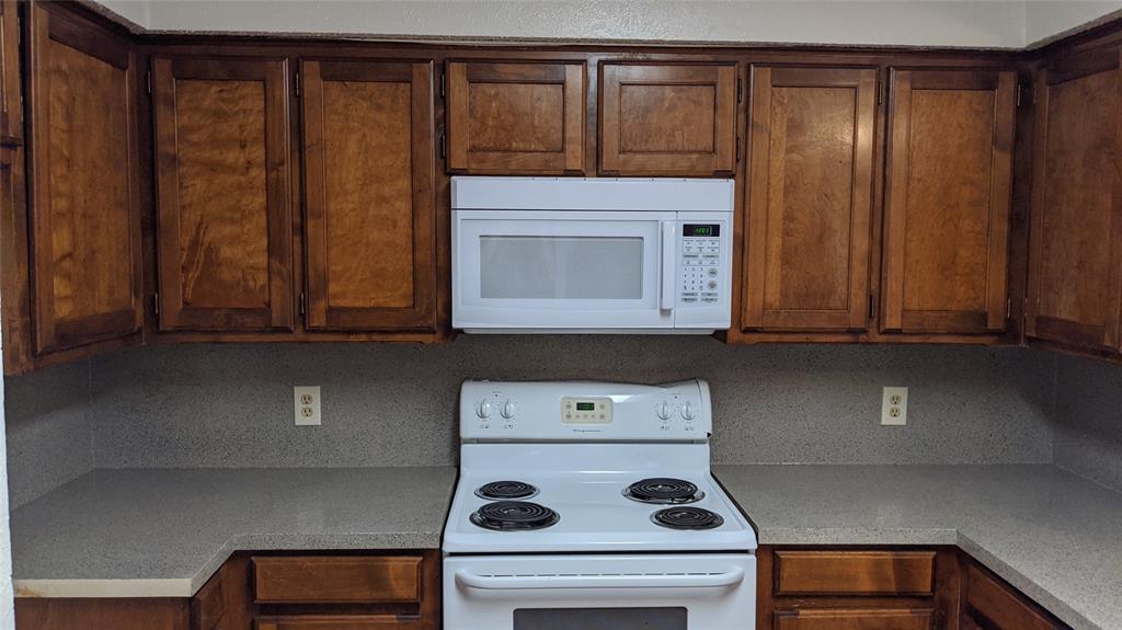 7416 Davis Boulevard Property Photo 8