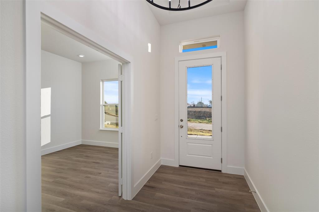 2722 Eastridge Boulevard Property Photo 6
