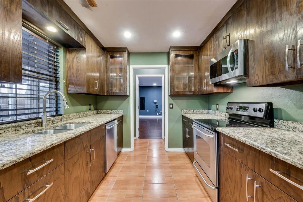 4528 Haverhill Lane Property Photo 9
