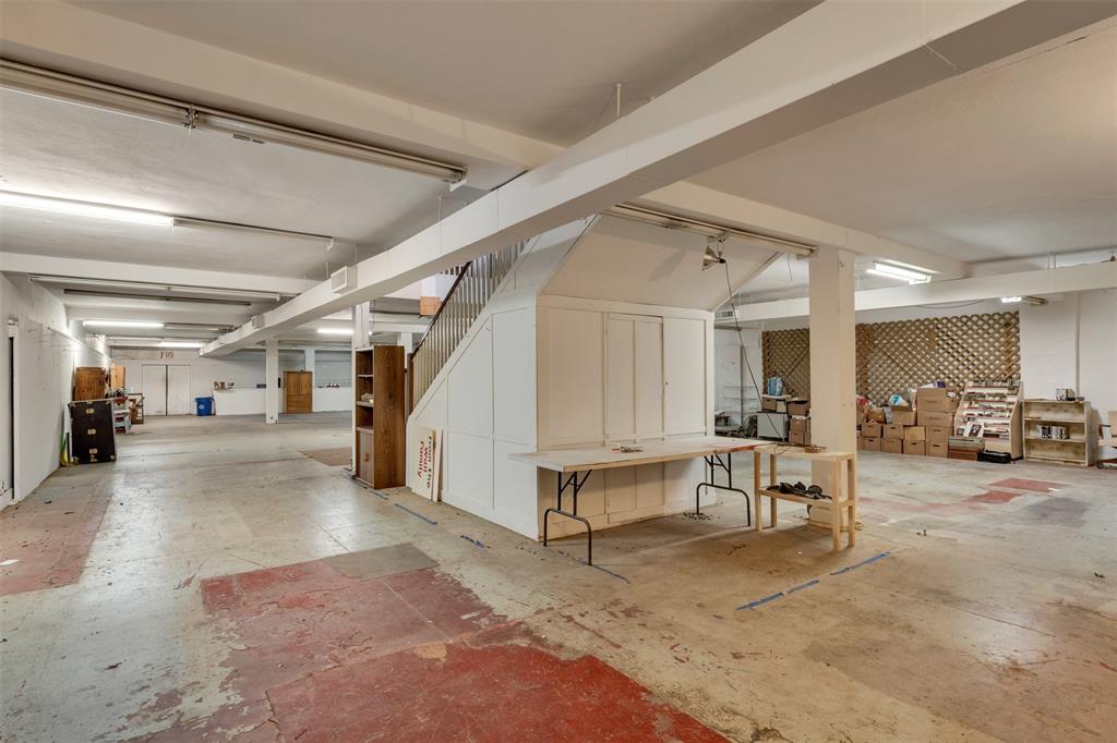 1727 Fannin Street Property Photo 14