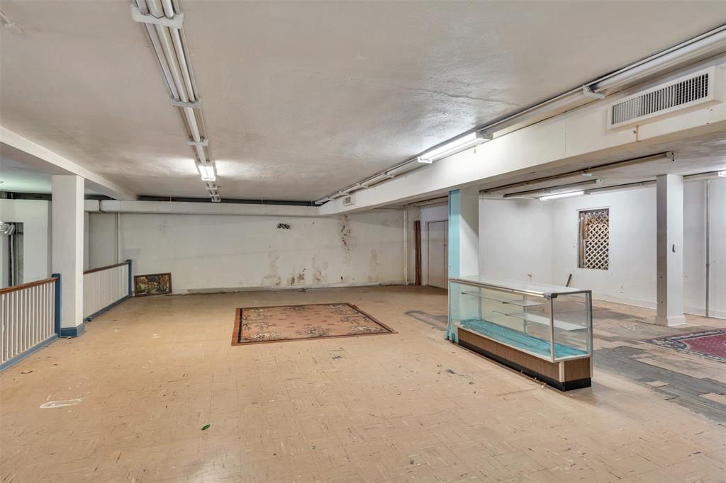 1727 Fannin Street Property Photo 18