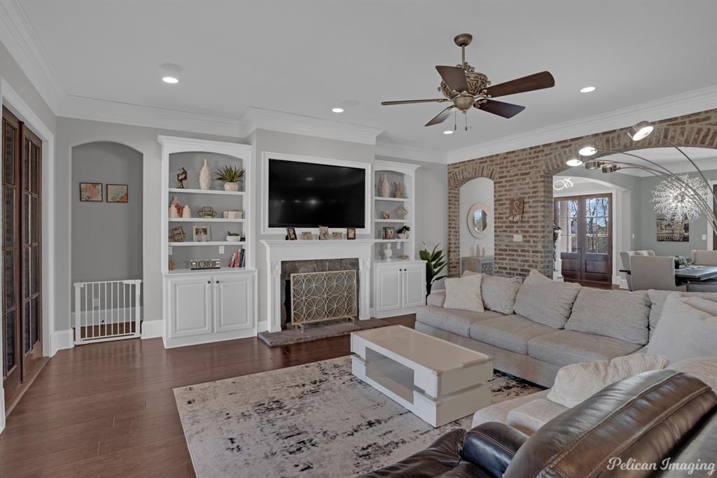 11013 Carmens Court Property Photo 9