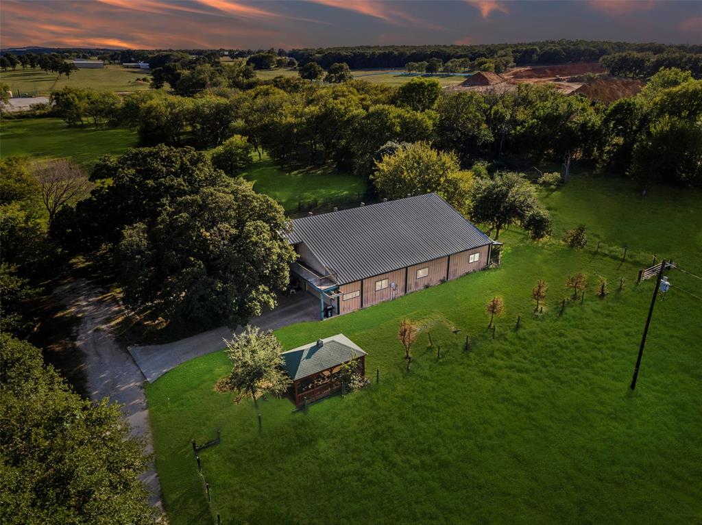 3924 Cross Timber Road Property Photo 3