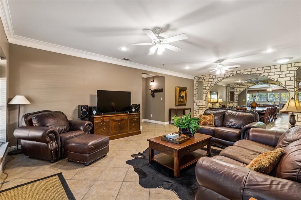 3924 Cross Timber Road Property Photo 11
