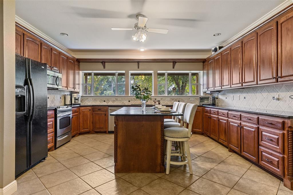3924 Cross Timber Road Property Photo 13