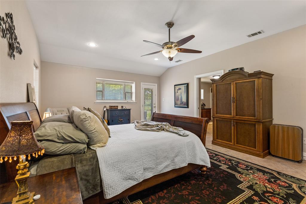 3924 Cross Timber Road Property Photo 18