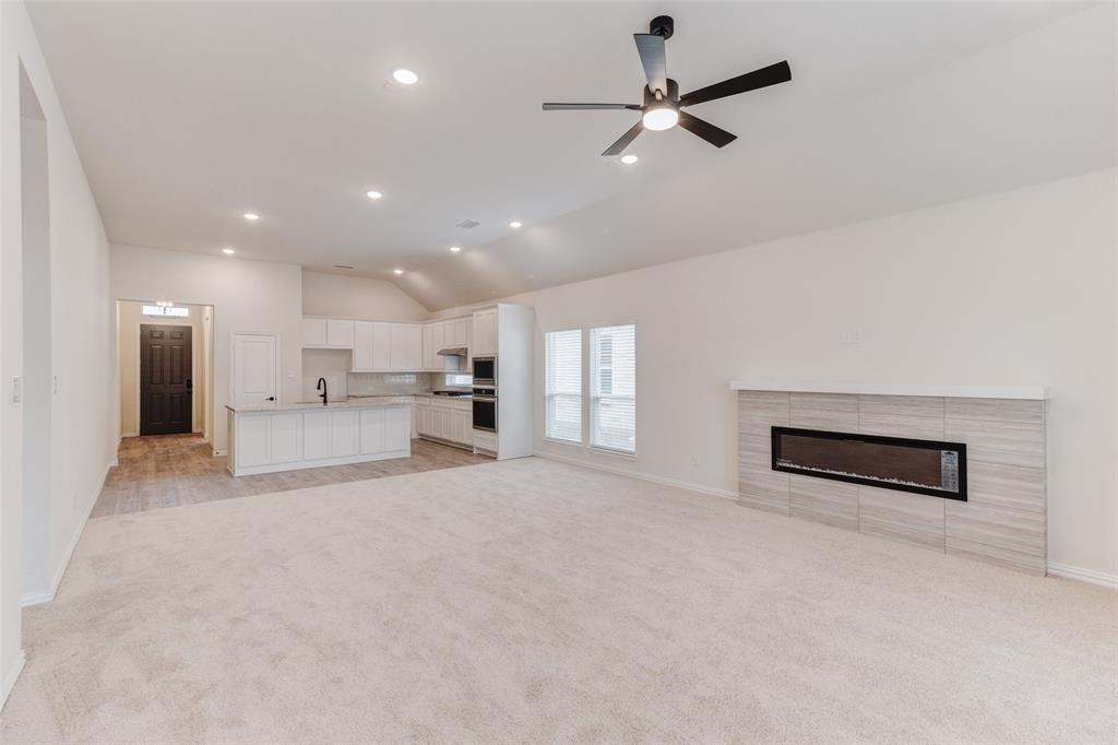 6224 Mulberry Creek Lane Property Photo 9