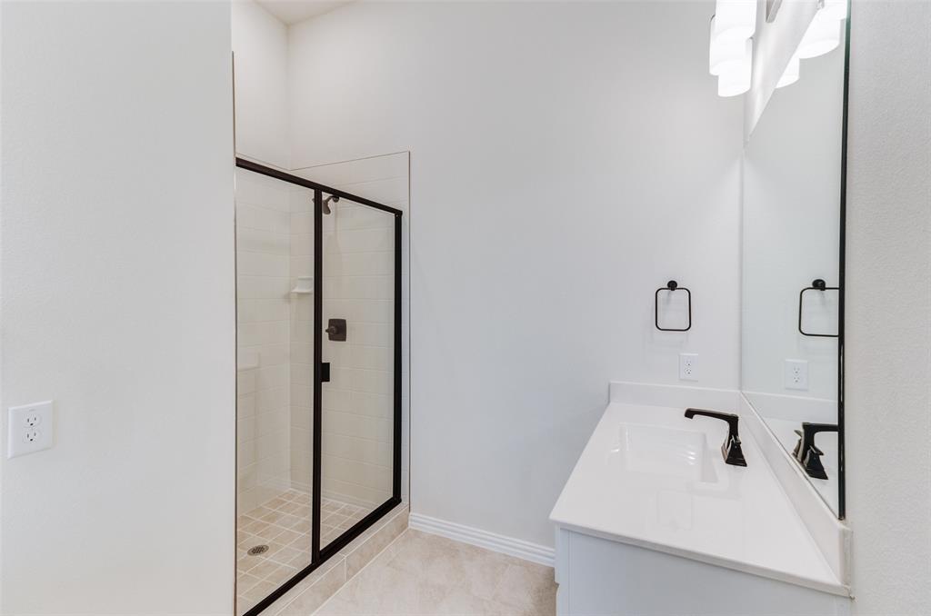 6224 Mulberry Creek Lane Property Photo 13