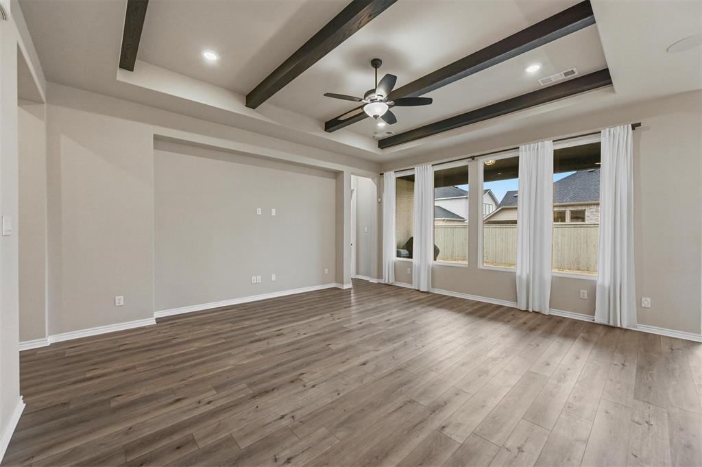2905 Sundial Lane Property Photo 5