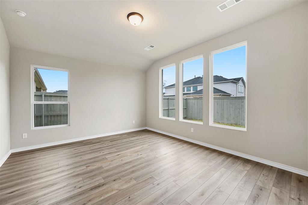 2905 Sundial Lane Property Photo 11