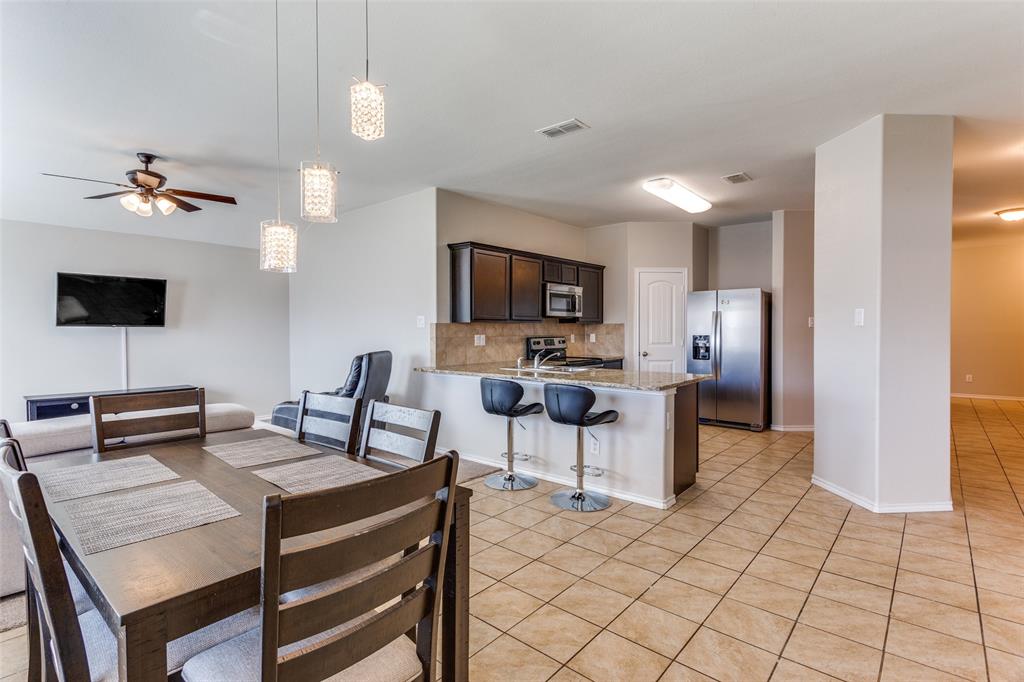 8228 Windsor Forest Drive Property Photo 3