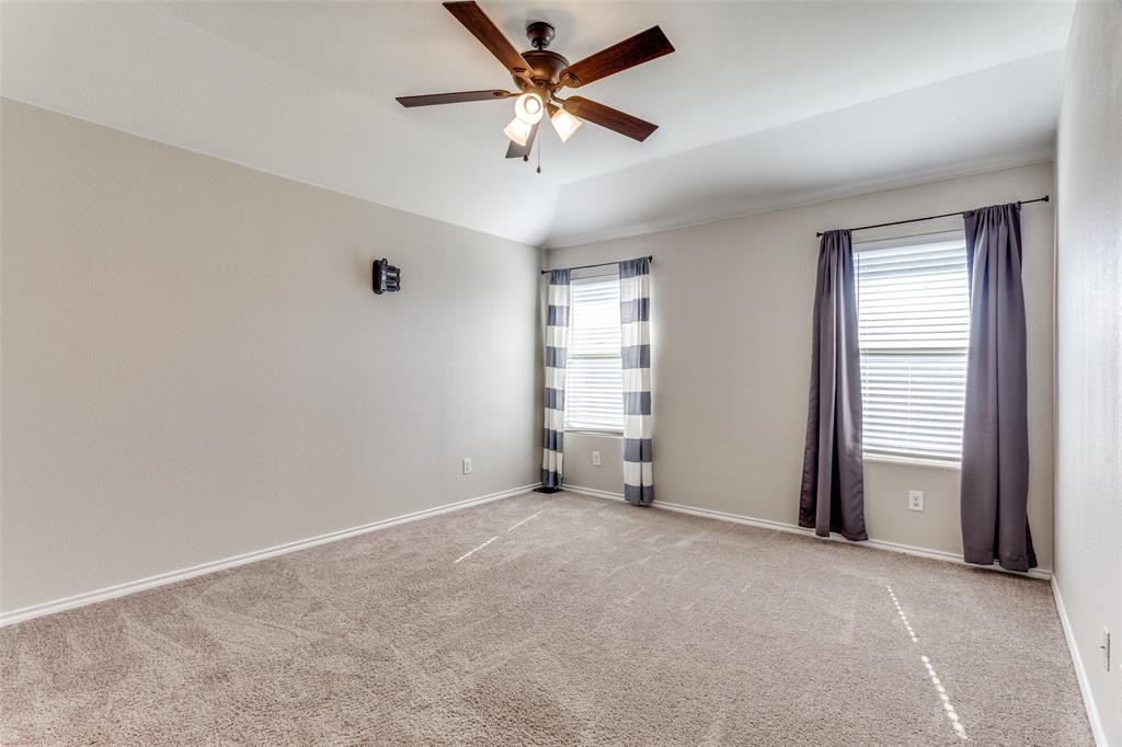 8228 Windsor Forest Drive Property Photo 6