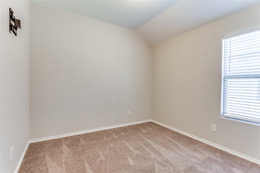 8228 Windsor Forest Drive Property Photo 8